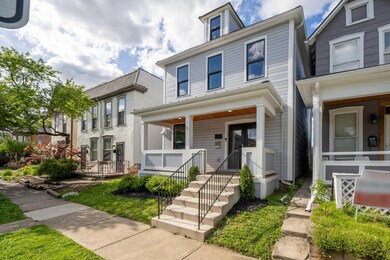 216 W 3rd Avenue