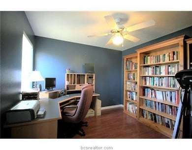 Studio/Study/Office. Great study or possible 4th bedroom option!