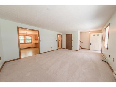 11A Twin Meadow Dr, Hudson, NH 03051 - photo 7