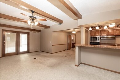 3401 Lindlavista Way, Des Moines, IA 50310 - photo 6