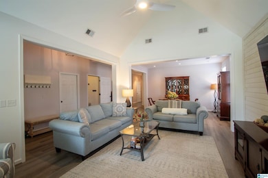 2347 Abbeyglen Cir, Birmingham, AL 35226 - photo 5