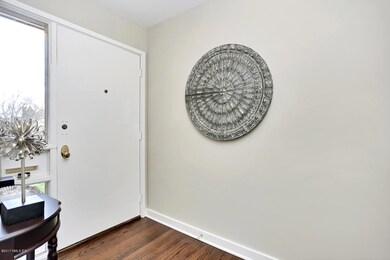 101 Lewis St Greenwich CT-large-007-15-0