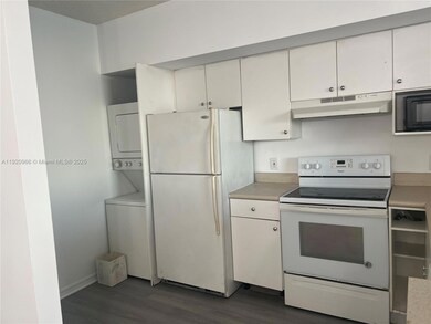 5085 NW 7th St unit 1103, Miami, FL 33126 - photo 4