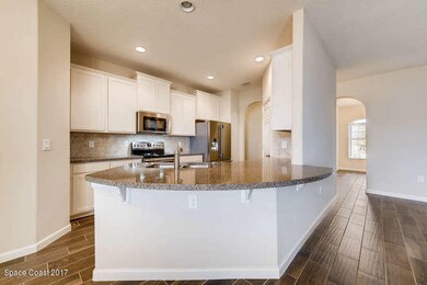 Cottonwood B-small-004-6-Kitchen-666x445