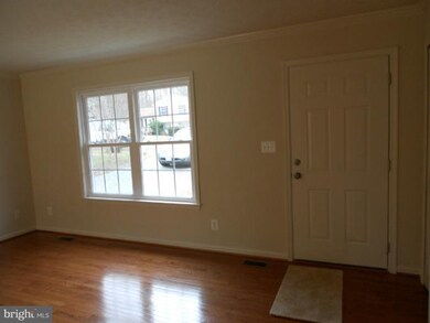 10619 Cobblestone Dr, Spotsylvania, VA 22553 - photo 2