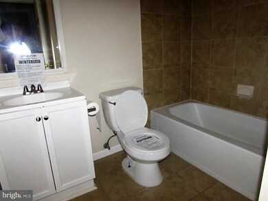 5217 Newton St unit 204, Bladensburg, MD 20710 - photo 6