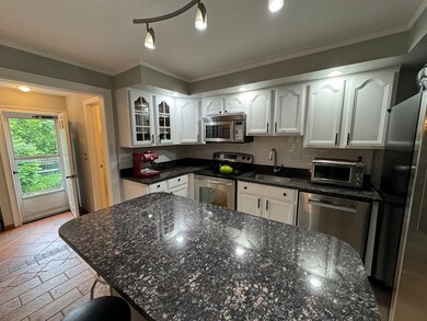 15 Loveland Rd unit 15, Brookline, MA 02445 - photo 5