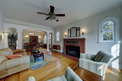 166 Modena Ave, Providence, RI 02908 - photo 5