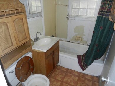 5385 Bloomfield Rd, Macon, GA 31206 - photo 5