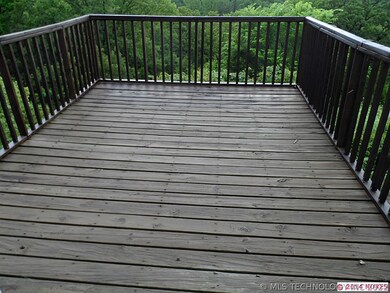 Upstairs Deck Off Master