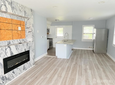 236 Columbia St, Dunellen, NJ 08812 - photo 2