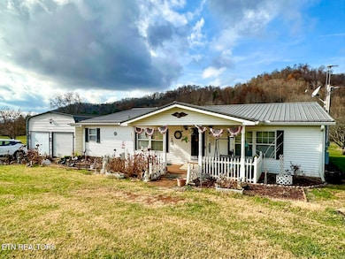 2641 Stanley Valley Rd, Surgoinsville, TN 37873 - photo 3