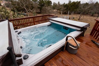 587 Oxen Trail, Fredericksburg, TX 78624 - photo 4