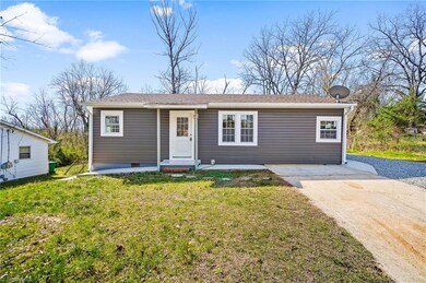 310 Friendly Ave, High Point, NC 27260 - photo 3