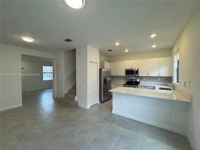 12884 SW 232nd Ln unit 12884, Princeton, FL 33032 - photo 7