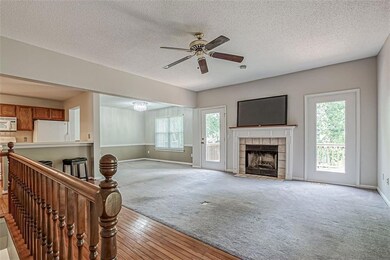 9205 Loiret Blvd, Lenexa, KS 66219 - photo 2