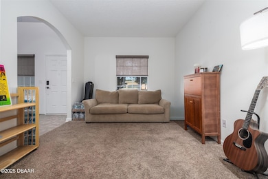 415 W New England Drive-6