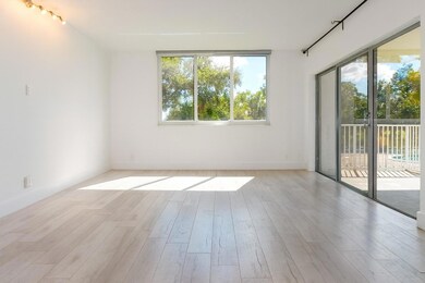 Hillcrest East 24 unit 201, Hollywood, FL 33021 - photo 6
