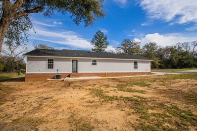 632 S Bruton St, Bainbridge, GA 39819 - photo 7
