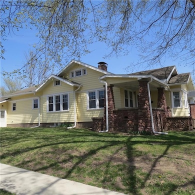 101 E 3rd St, Stanberry, MO 64489 - photo 2