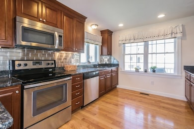 13 Marble Farm Rd, Maynard, MA 01754 - photo 5