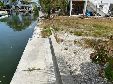 142 Peg Leg Ln. Partial Concrete Dock