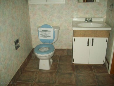 1214 W State St, Archbald, PA 18403 - photo 5