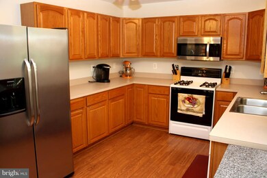 10602 Chesterwood Dr, Spotsylvania, VA 22553 - photo 7