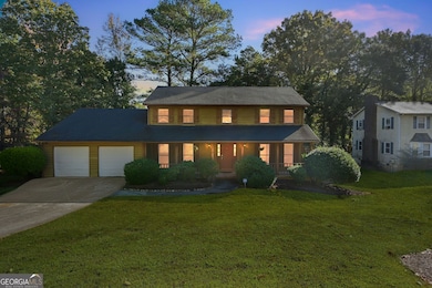 1378 Stoneleigh Hill Rd, Lithonia, GA 30058 - photo 2