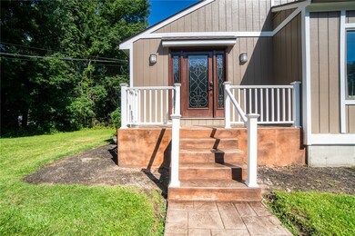 59 Roger Williams Dr, Johnston, RI 02919 - photo 4