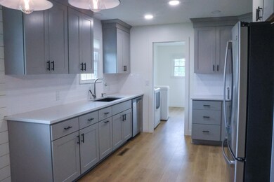 325 N Delaware Ave, Nixa, MO 65714 - photo 6