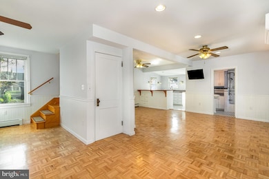 112 S Washington St, Mechanicsburg, PA 17055 - photo 5