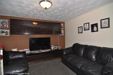 21 Strathcona Rd, Cranston, RI 02910 - photo 3