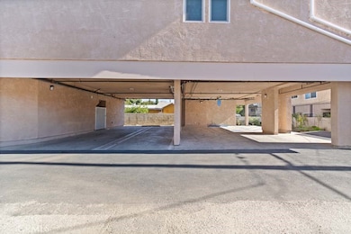 11808 Hart St, Los Angeles, CA 91605 - photo 3