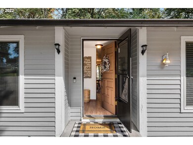 4724 Lamont Ct, Lake Oswego, OR 97035 - photo 2