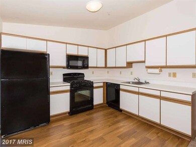 1800 Vincenza Dr unit A, Sykesville, MD 21784 - photo 5