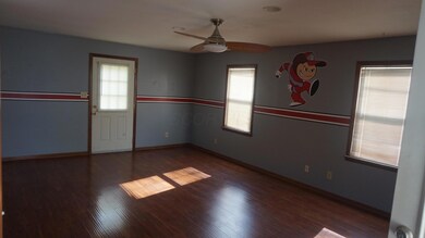 78 Phelps Rd, Columbus, OH 43207 - photo 3