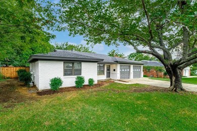 356 Patricia Ln, Bedford, TX 76022 - photo 3