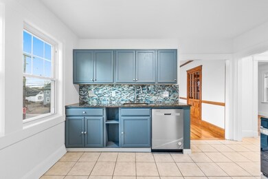 69-71 Baker St unit 2, Boston, MA 02132 - photo 4