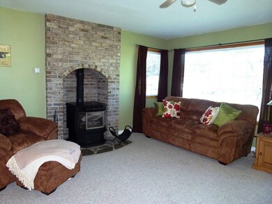 145 Hummingbird Ln, Tillamook, OR 97141 - photo 2