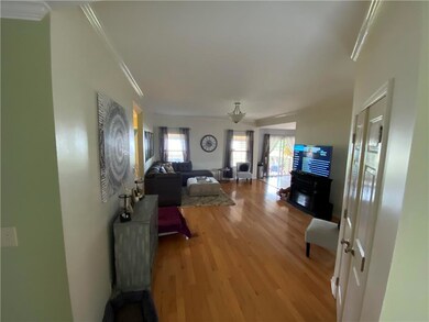 2695 Knollwood Way, Easton, PA 18040 - photo 5