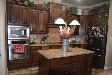 3715 Lonesome Creek Rd, Granbury, TX 76049 - photo 5