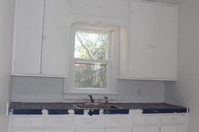 524 W McKown (4)