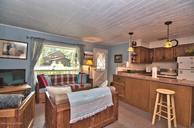 154 Sweet Briar Rd, Pocono Pines, PA 18350 - photo 4