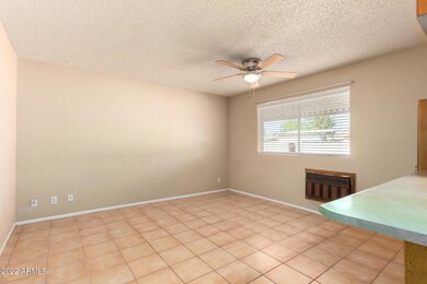 0011-11 Charter Oak