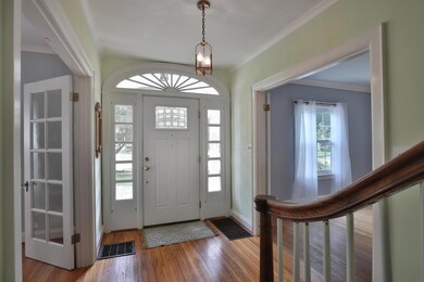 258 Brevoort Rd, Columbus, OH 43214 - photo 5