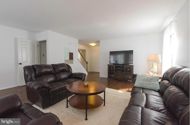 7522 Red Cravat Ct, Columbia, MD 21046 - photo 4