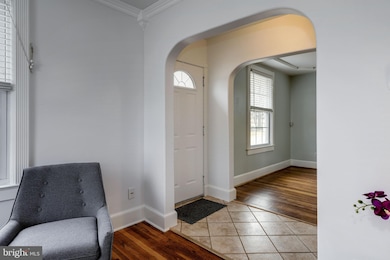 6706 Oak Dr, Alexandria, VA 22306 - photo 5