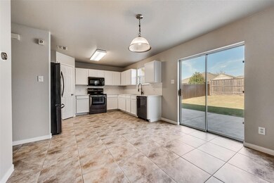 537 Cleveland Dr, Lavon, TX 75166 - photo 3