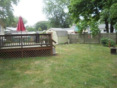 26 Perkins St, Warwick, RI 02886 - photo 3
